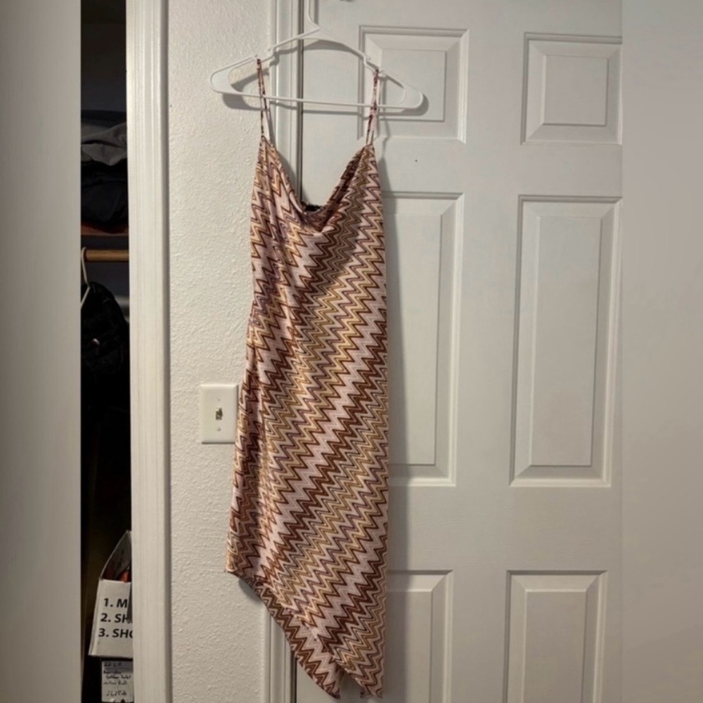 NEW Forever 21 Zigzag Patterned Dress